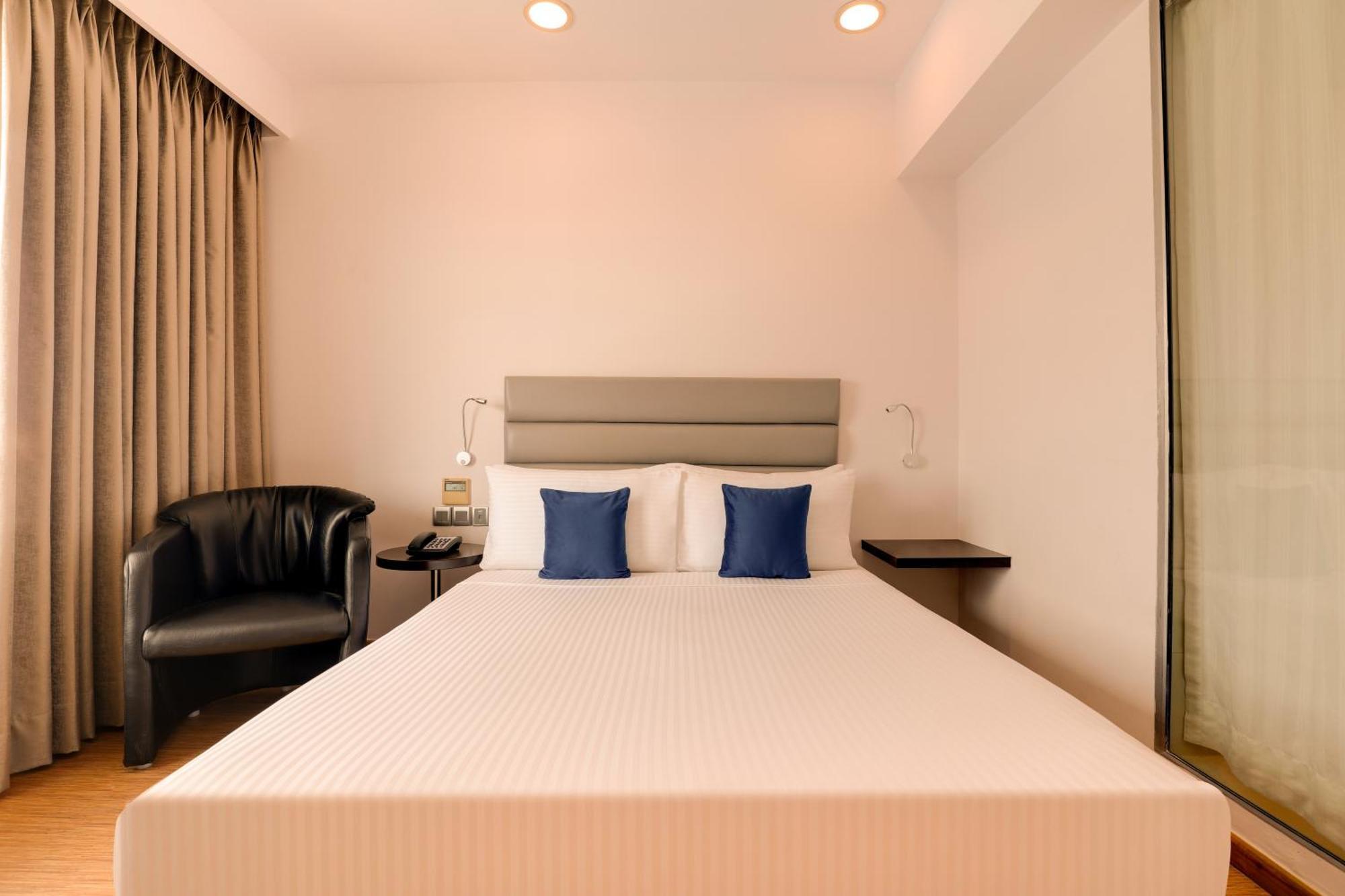 Keys Select By Lemon Tree Hotels, Hosur Road, Bengaluru Dış mekan fotoğraf