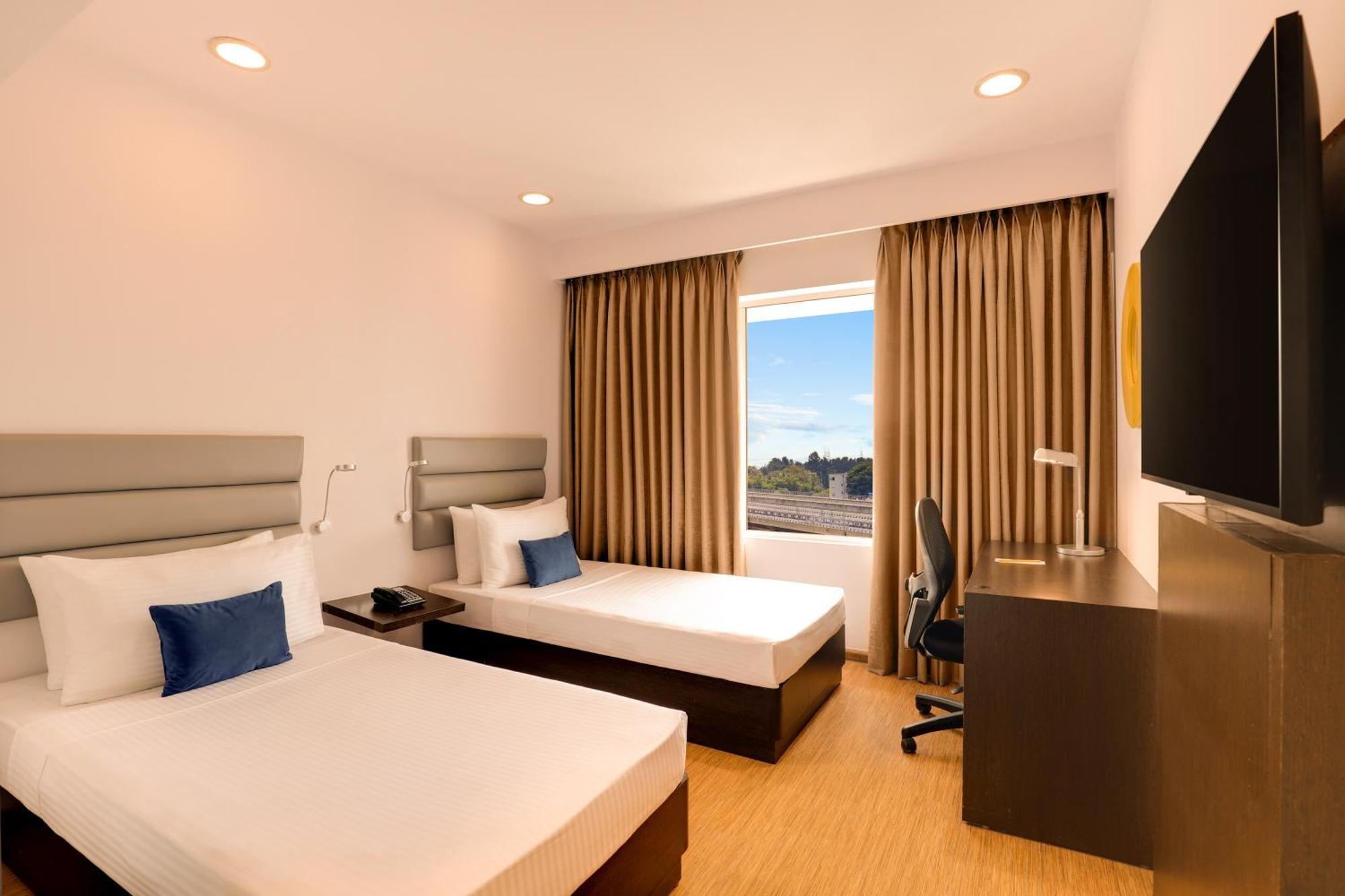 Keys Select By Lemon Tree Hotels, Hosur Road, Bengaluru Dış mekan fotoğraf